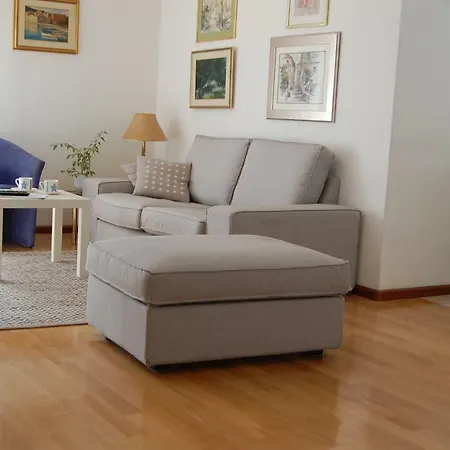 Definis Apartment *